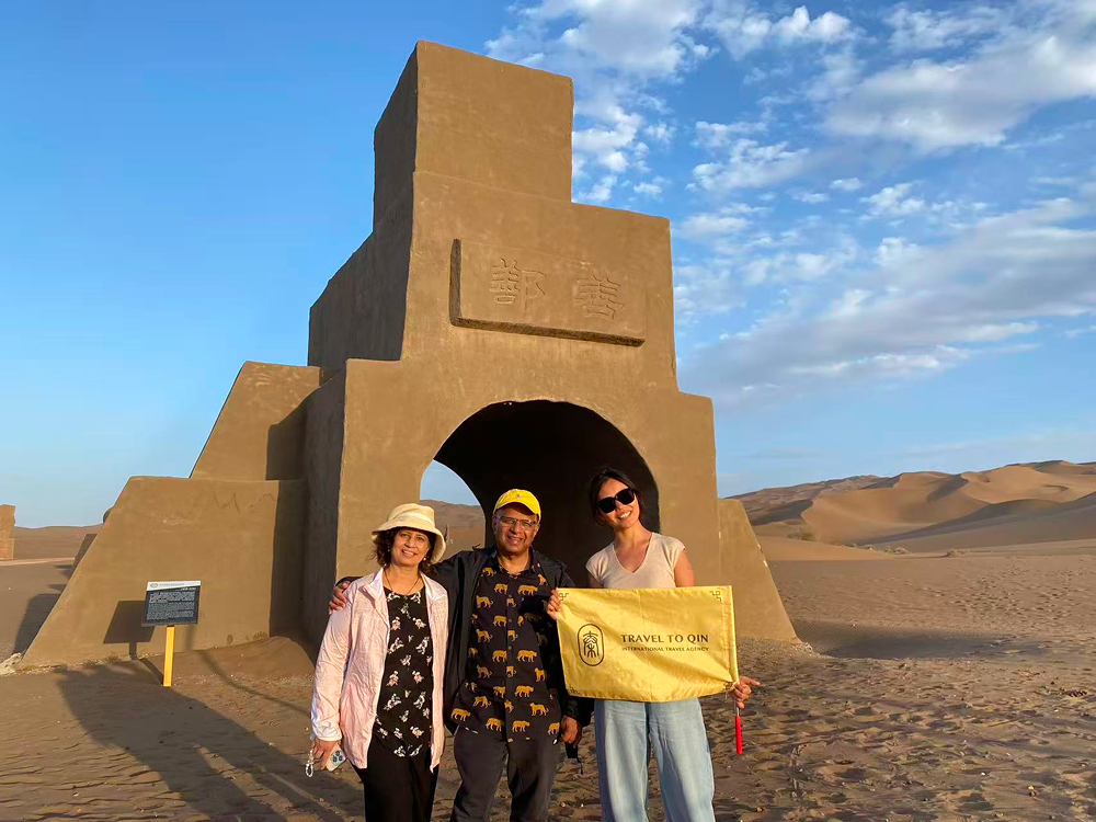 TravelToQin guests on a China cultural visit